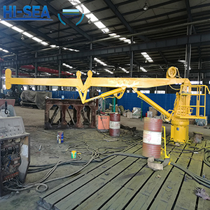 Marine Knuckle Boom Crane 2.jpg